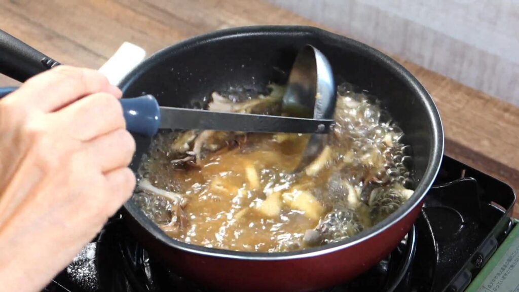 スープを煮ている画像