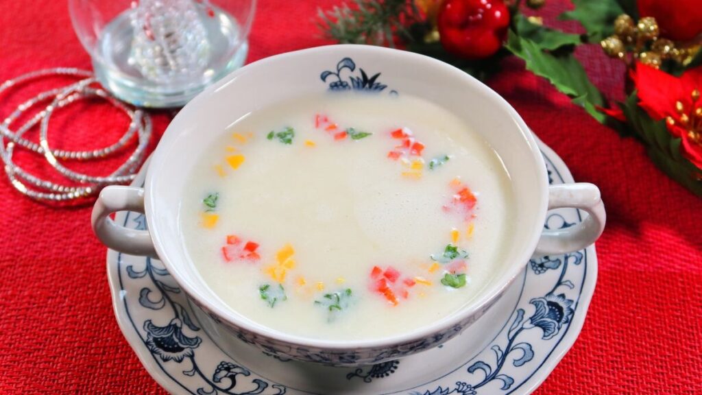 じゃが芋の真っ白スープ完成の画像