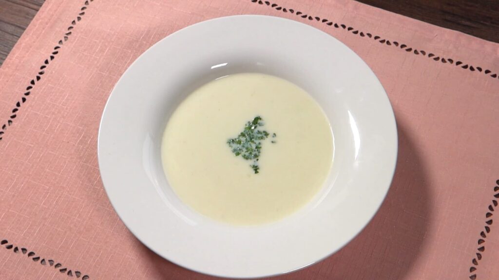 新玉ねぎの真っ白ポタージュスープの画像